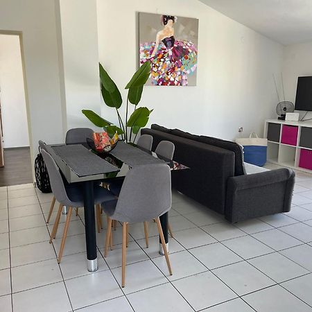 דירות Sveti Vid-Miholjice Apartman Vil מראה חיצוני תמונה