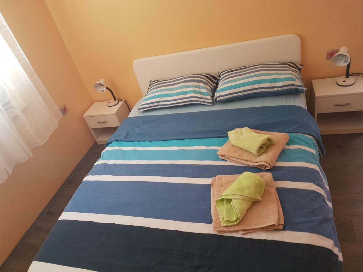 דירות Sveti Vid-Miholjice Apartman Vil מראה חיצוני תמונה